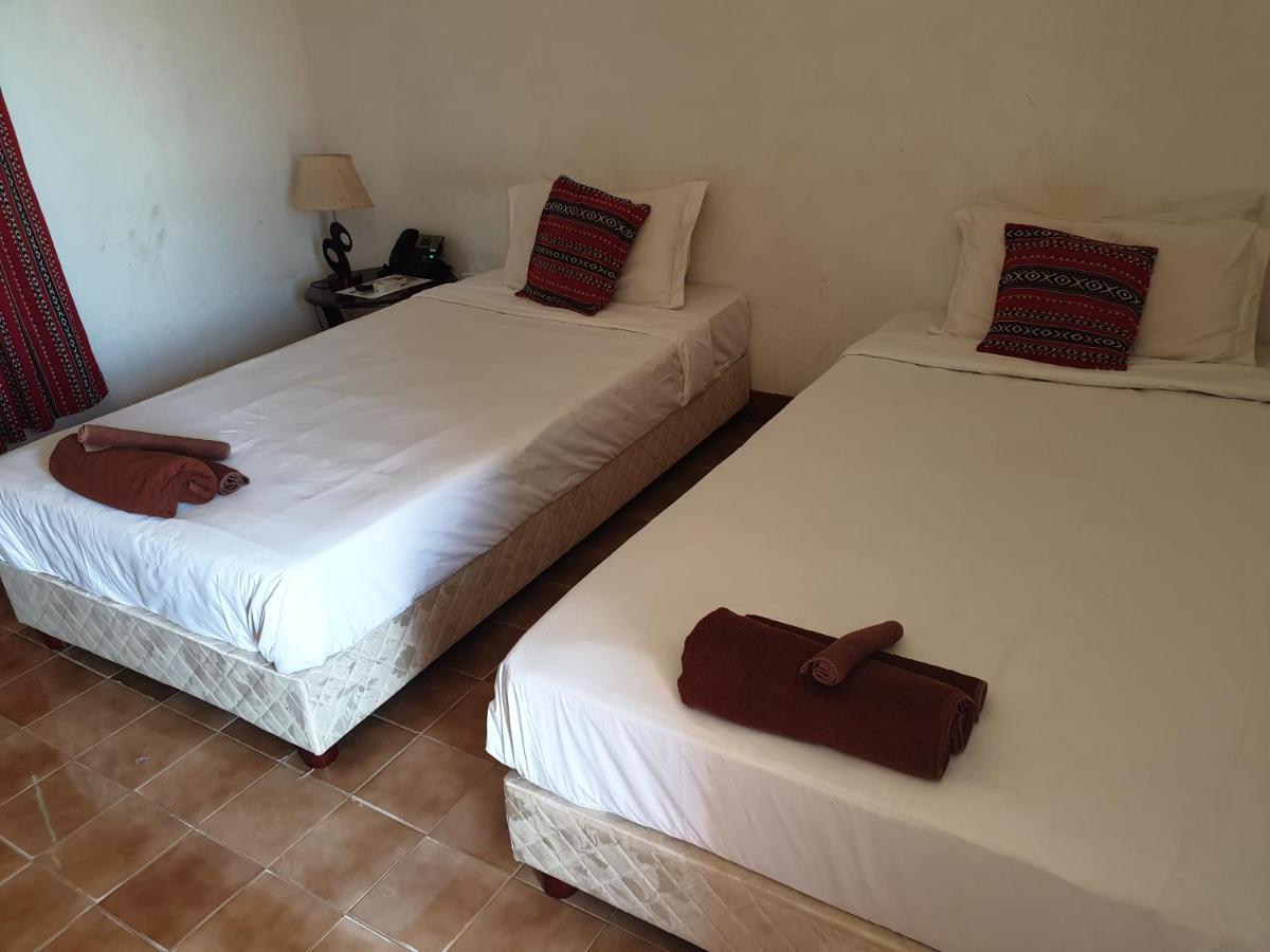 African Village Hotel Djibouti City エクステリア 写真